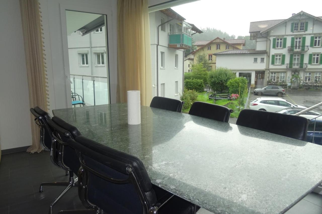 The Golf Apartments Interlaken Buitenkant foto