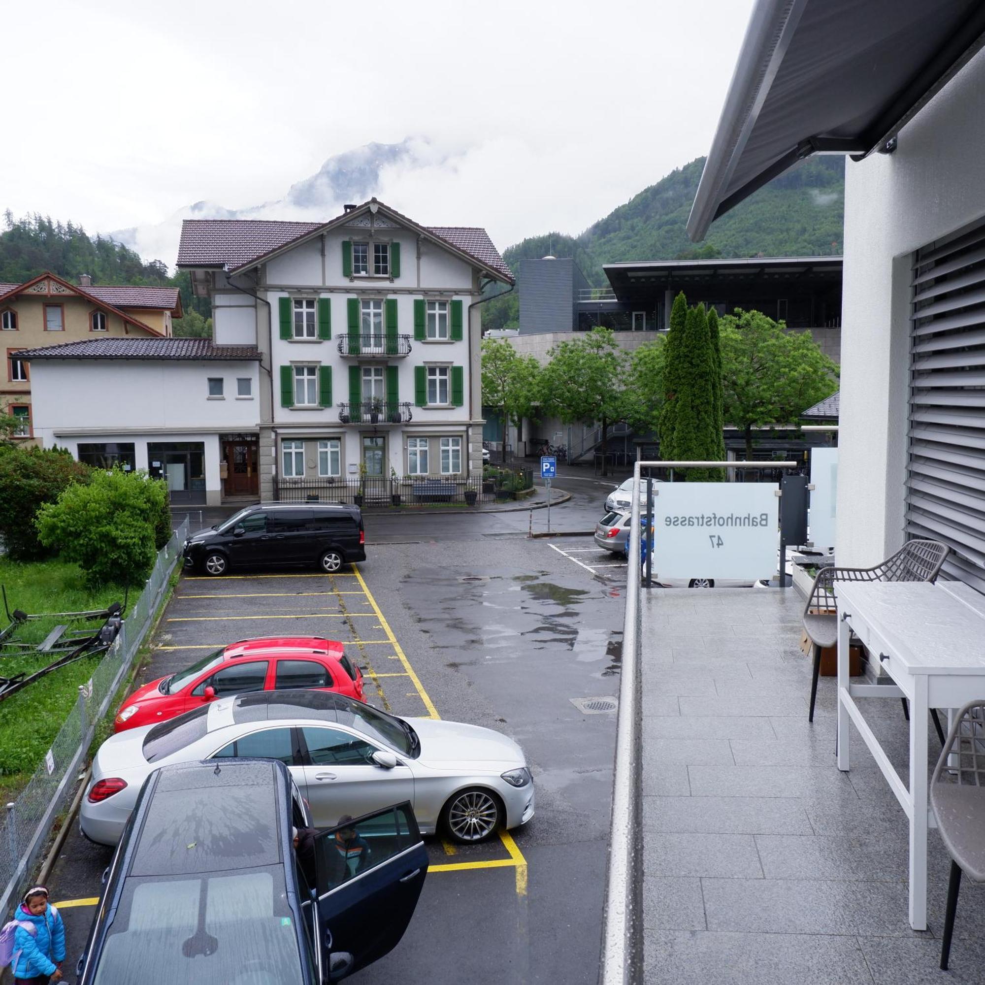 The Golf Apartments Interlaken Buitenkant foto