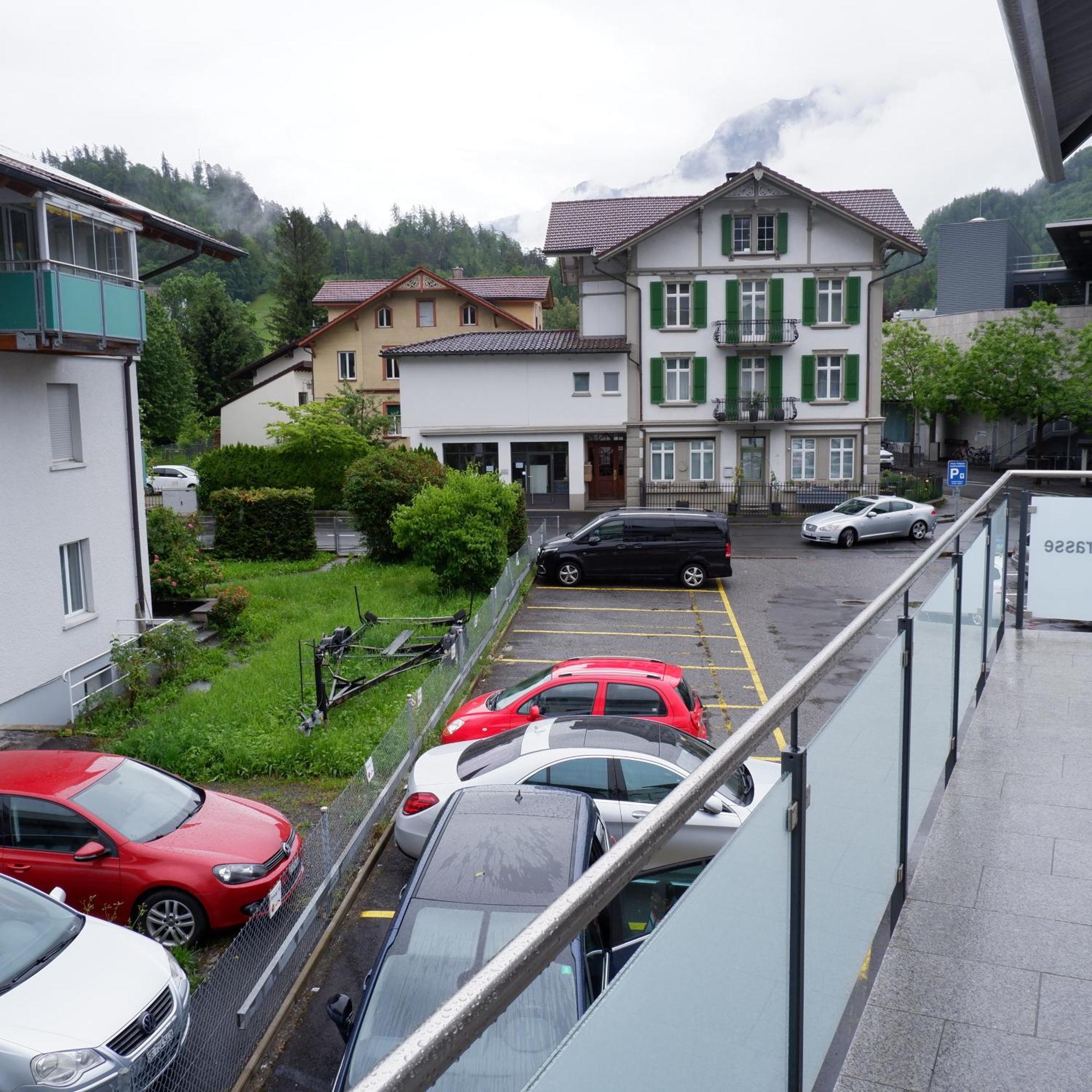 The Golf Apartments Interlaken Buitenkant foto